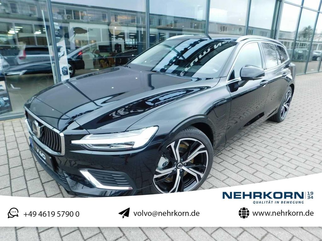Volvo V60 2025