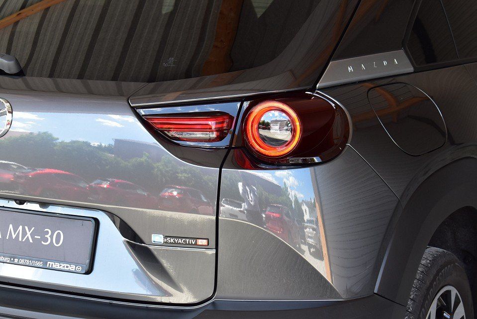 Mazda MX-30 2025