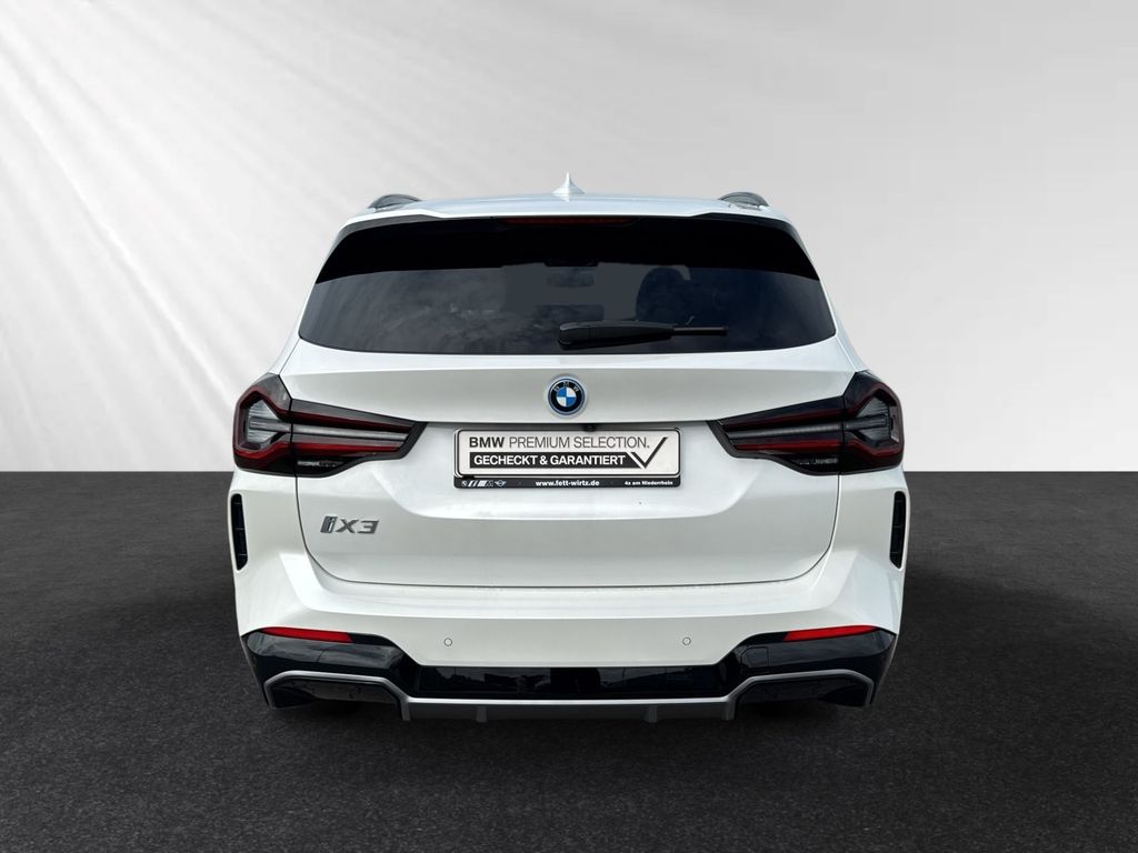 BMW iX3 2023