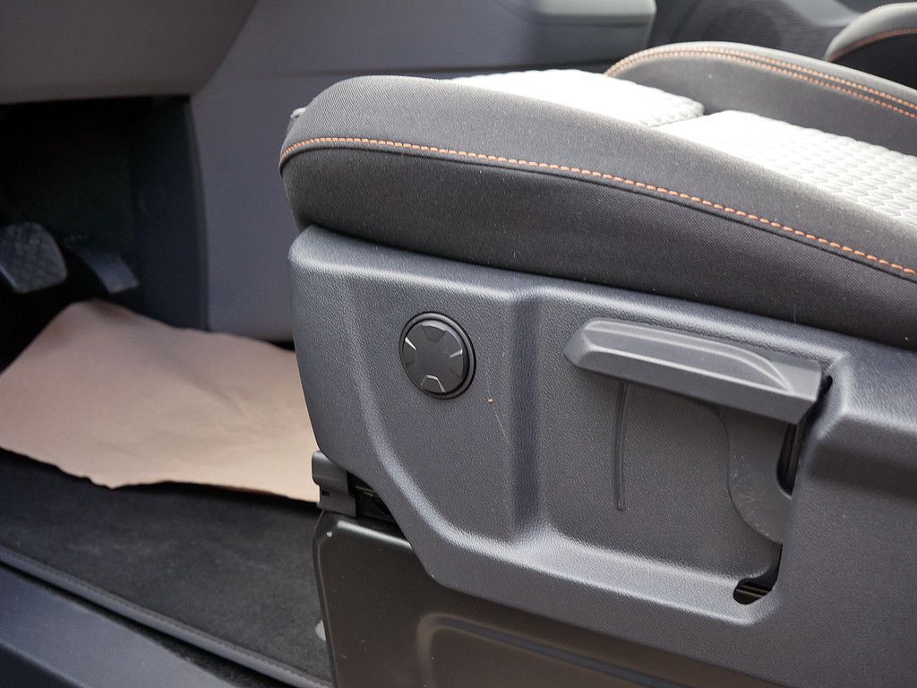 Volkswagen T7 Caravelle