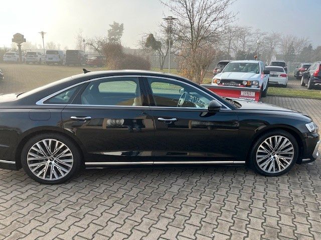Audi A8 2022