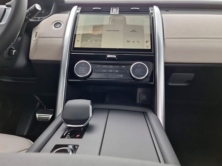 Land Rover Discovery 2024