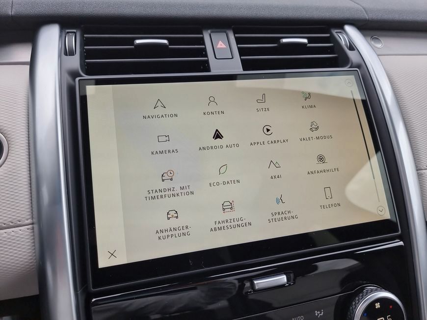 Land Rover Discovery 2024