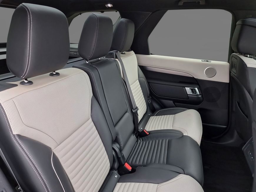 Land Rover Discovery 2024