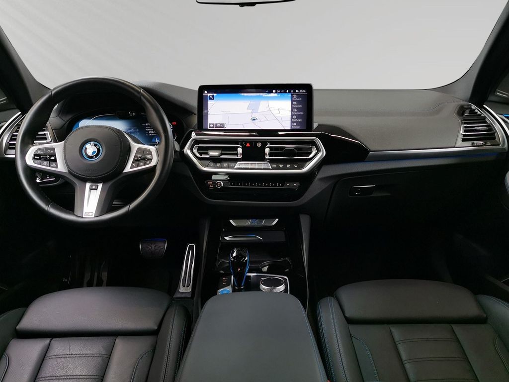 BMW iX3 2023