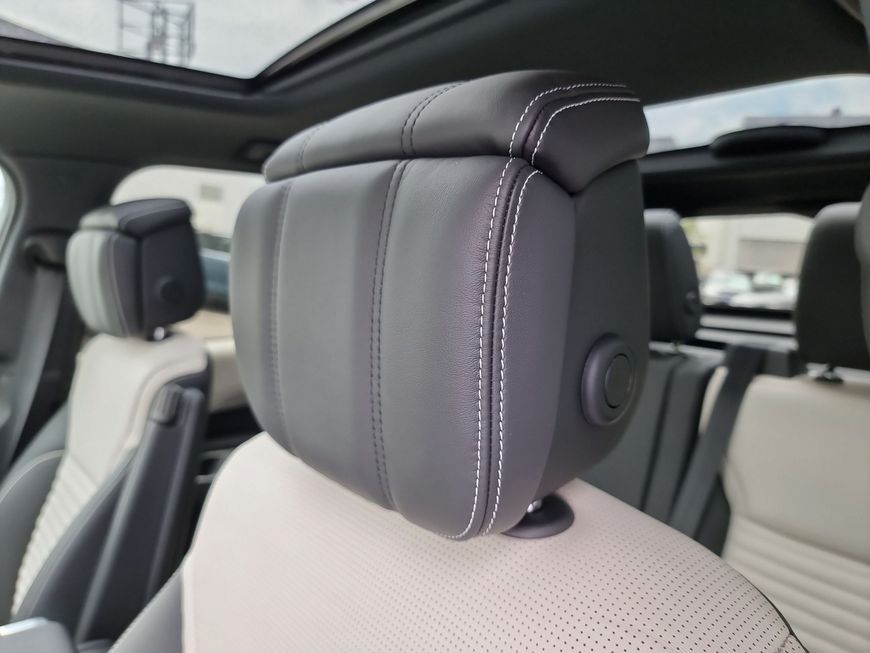 Land Rover Discovery 2024