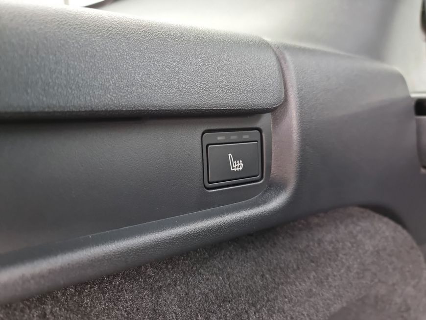 Land Rover Discovery 2024