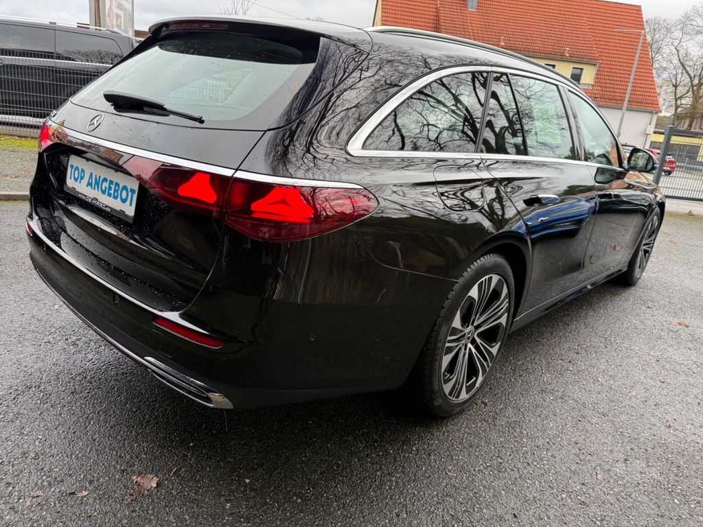Mercedes-Benz E 200 2023