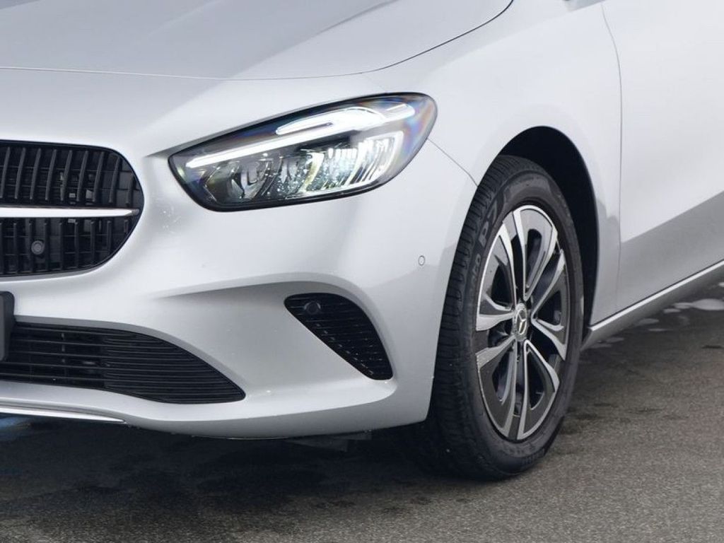 Mercedes-Benz B 250 2023