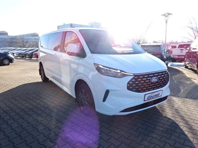 Ford Tourneo Custom 2024