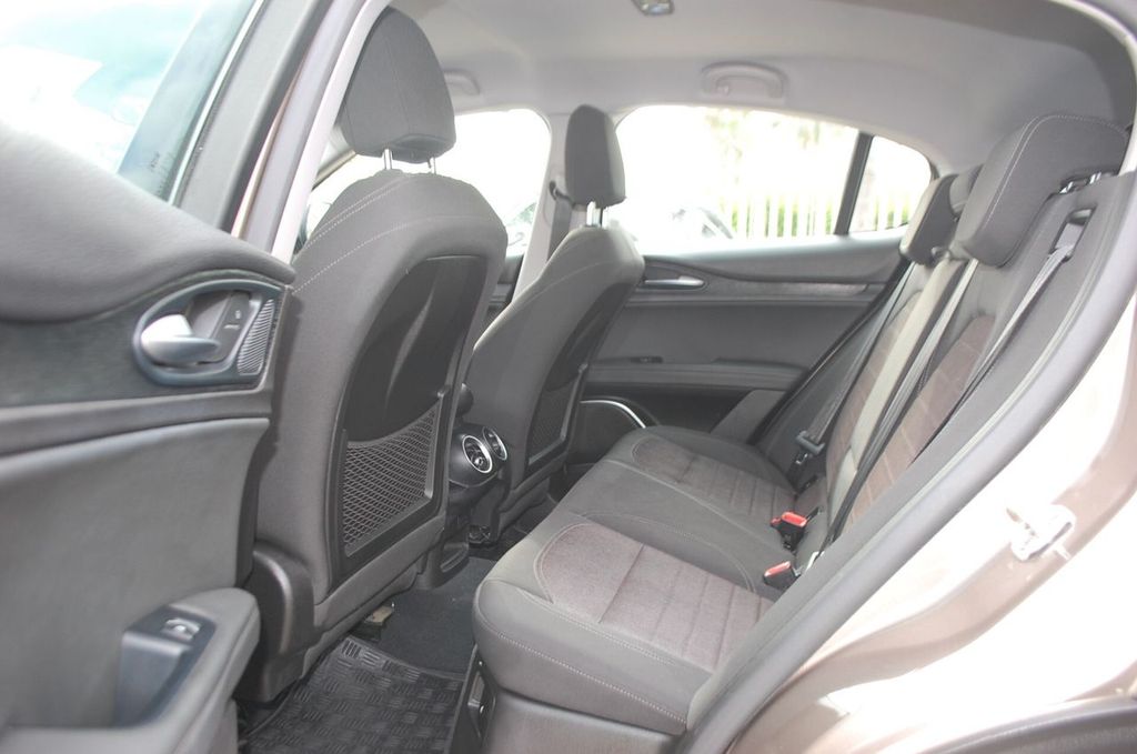 Alfa Romeo Stelvio 2019