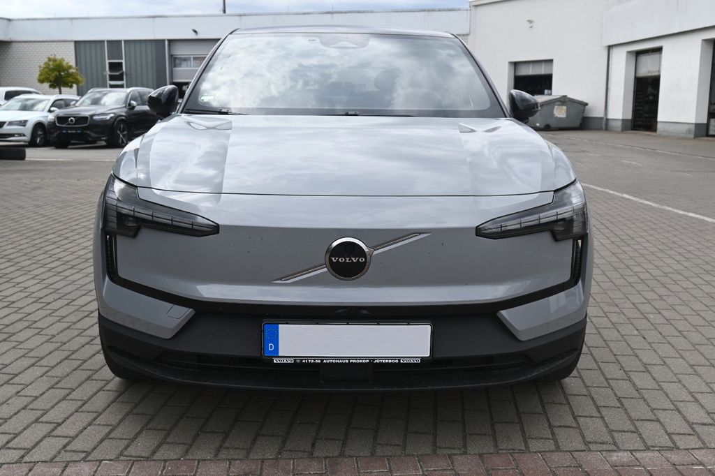 Volvo EX30 2025