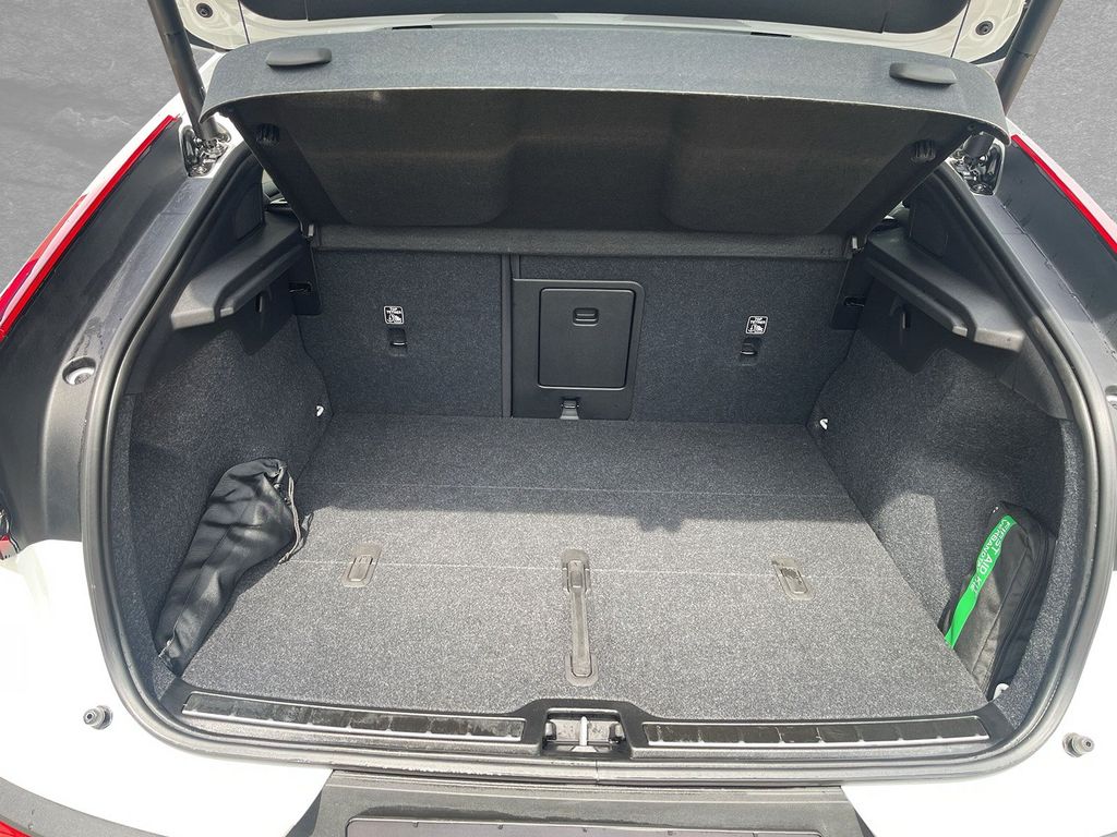 Volvo C40 2024