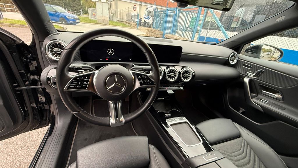 Mercedes-Benz A 200 2024