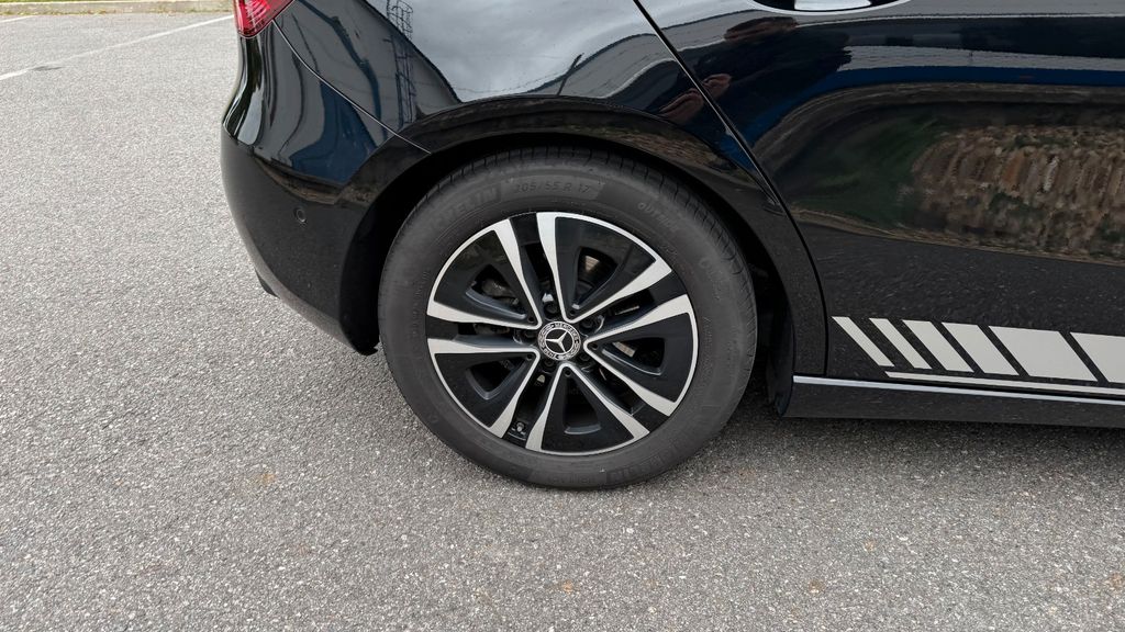 Mercedes-Benz A 200 2024