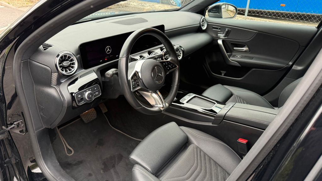 Mercedes-Benz A 200 2024