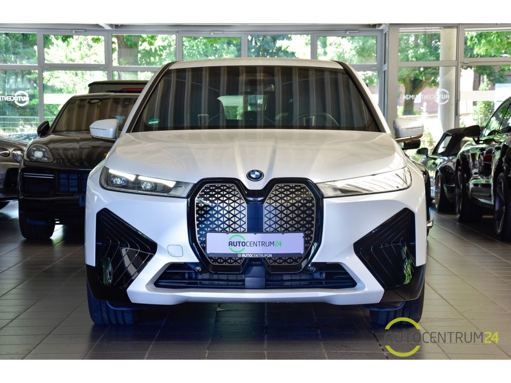 BMW iX 2022