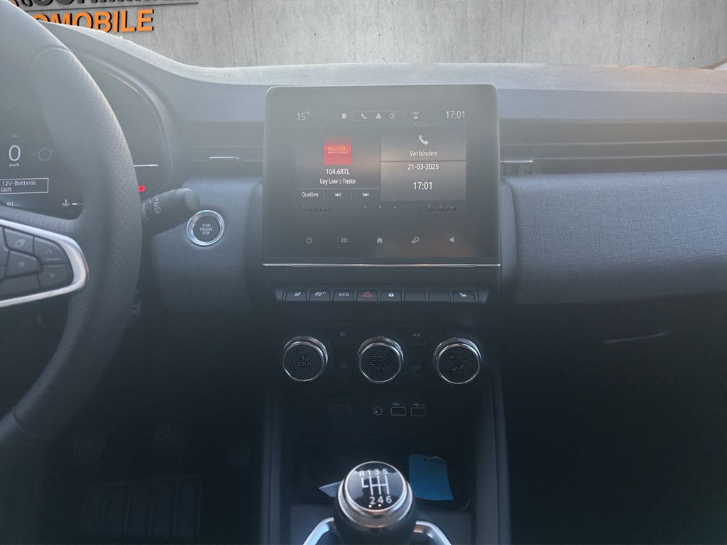 Mitsubishi Colt 2025