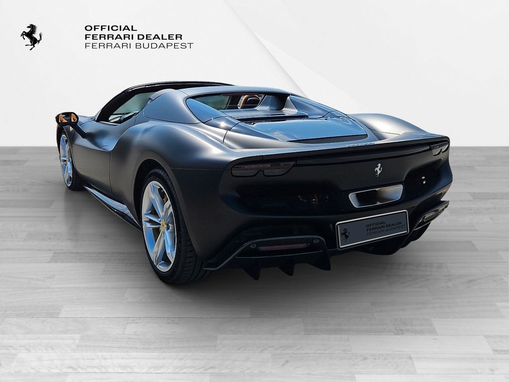 Ferrari 296 GTS 2024