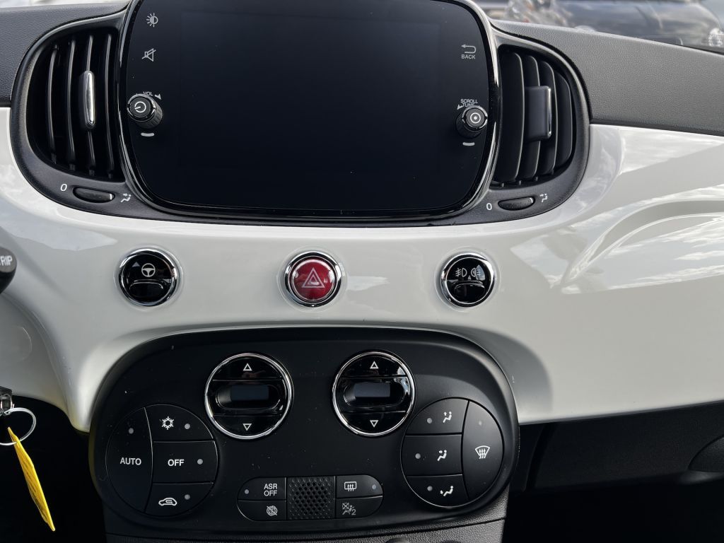 Fiat 500C 2024