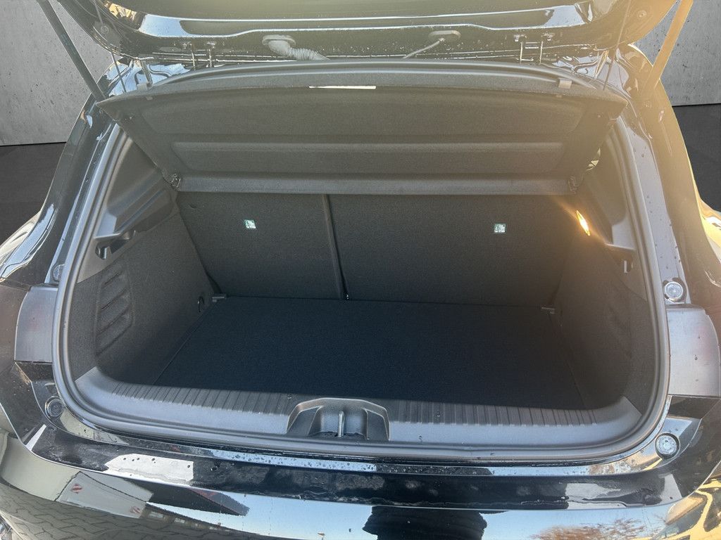 Mitsubishi Colt 2025