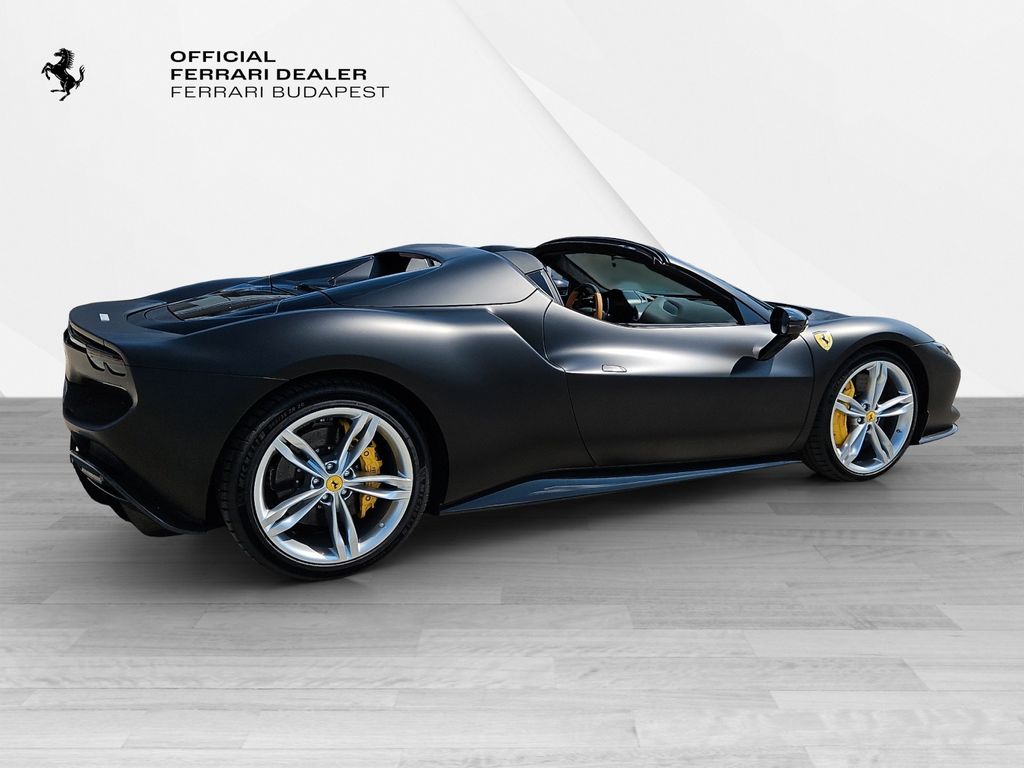 Ferrari 296 GTS 2024