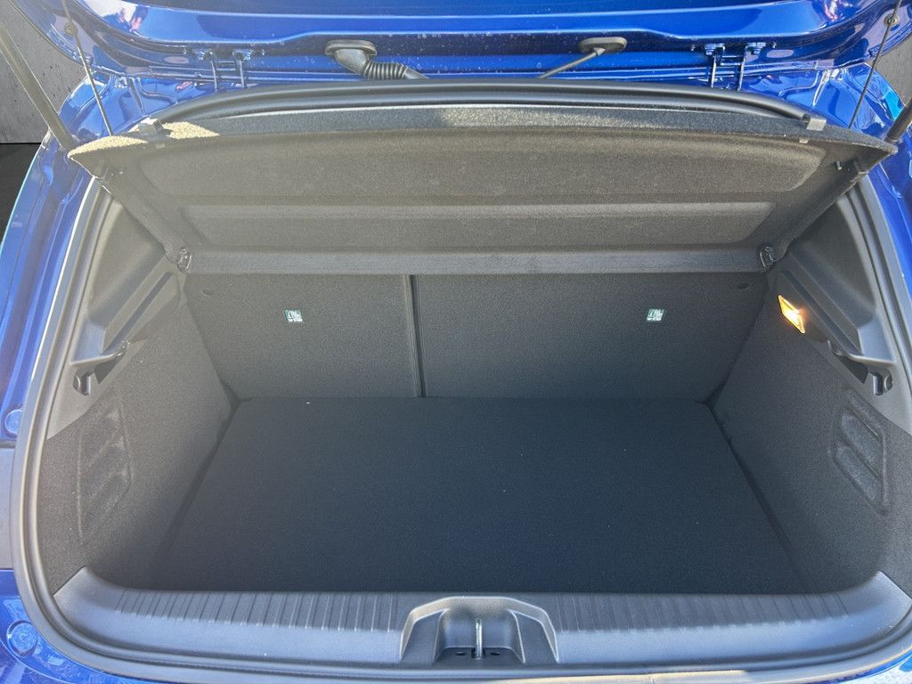 Mitsubishi Colt 2025