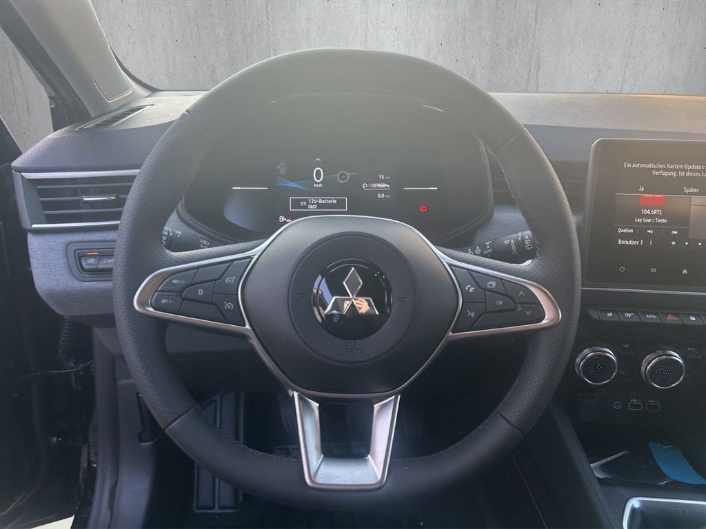 Mitsubishi Colt 2025