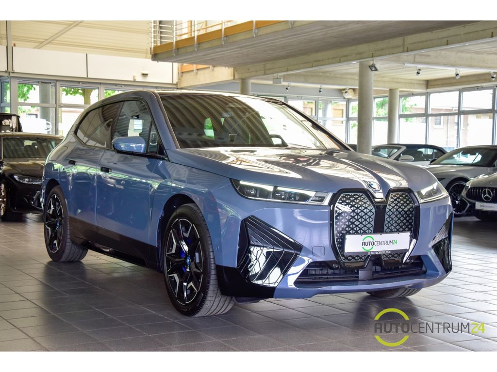 BMW iX 2022