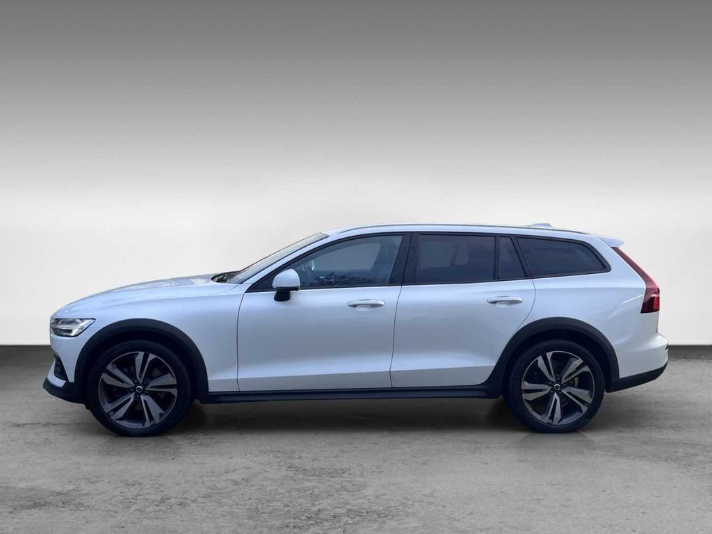 Volvo V60 2023