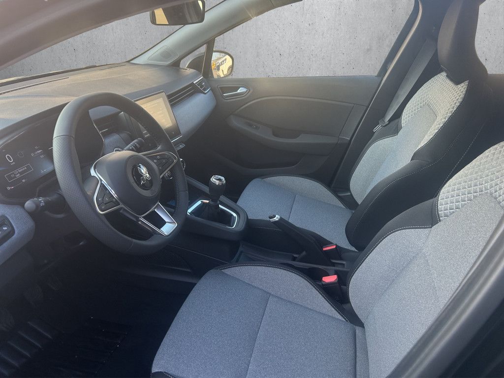 Mitsubishi Colt 2025