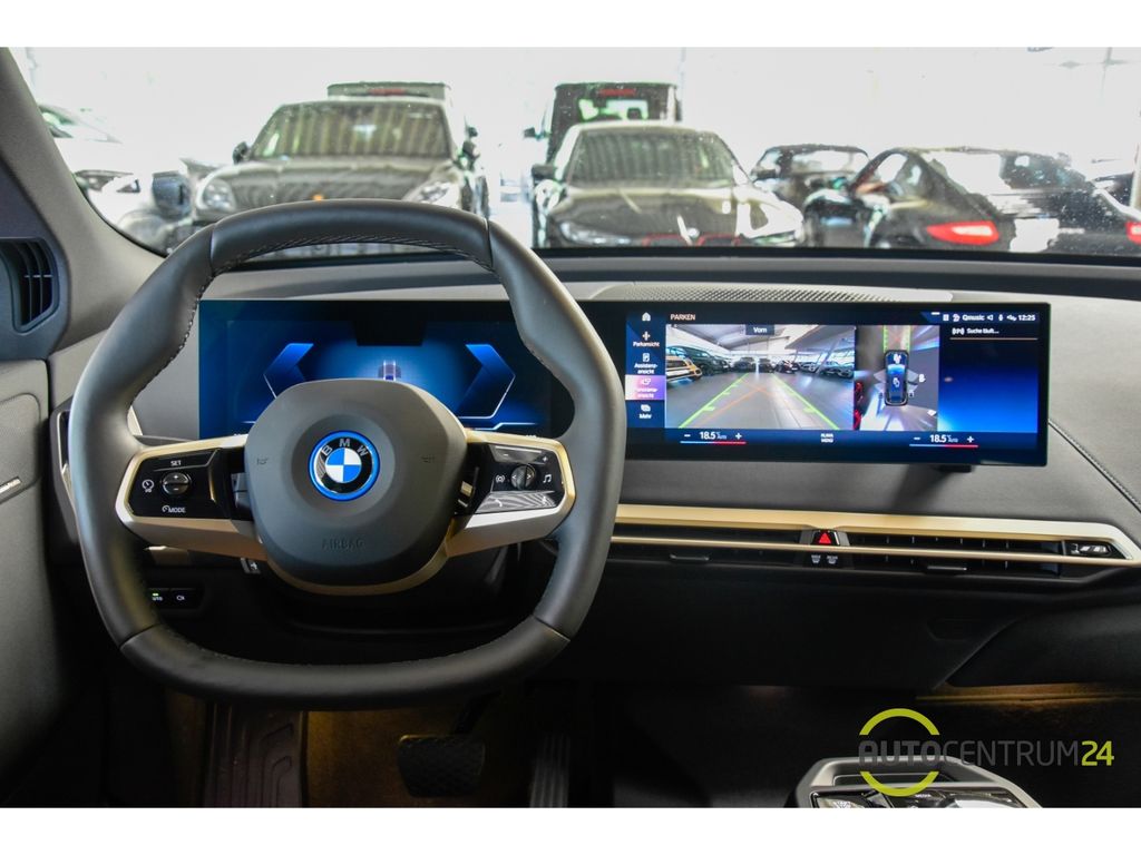 BMW iX 2022