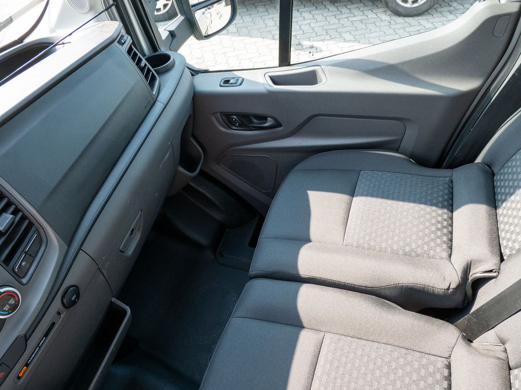 Ford Transit 2021