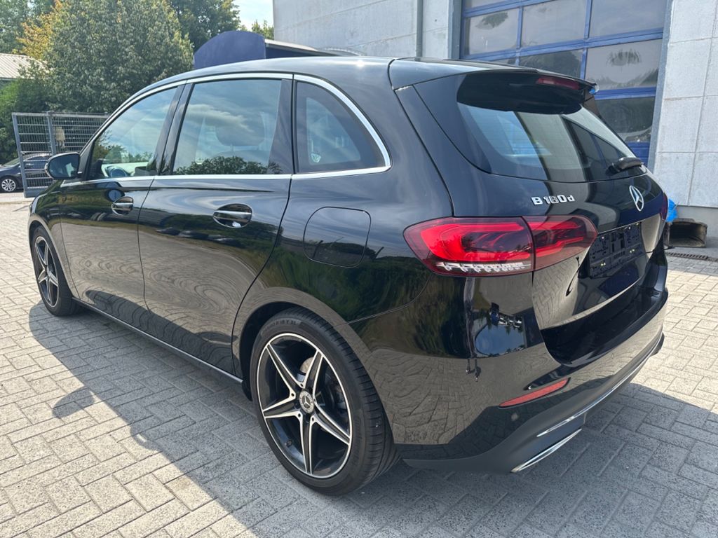 Mercedes-Benz B 180 2021