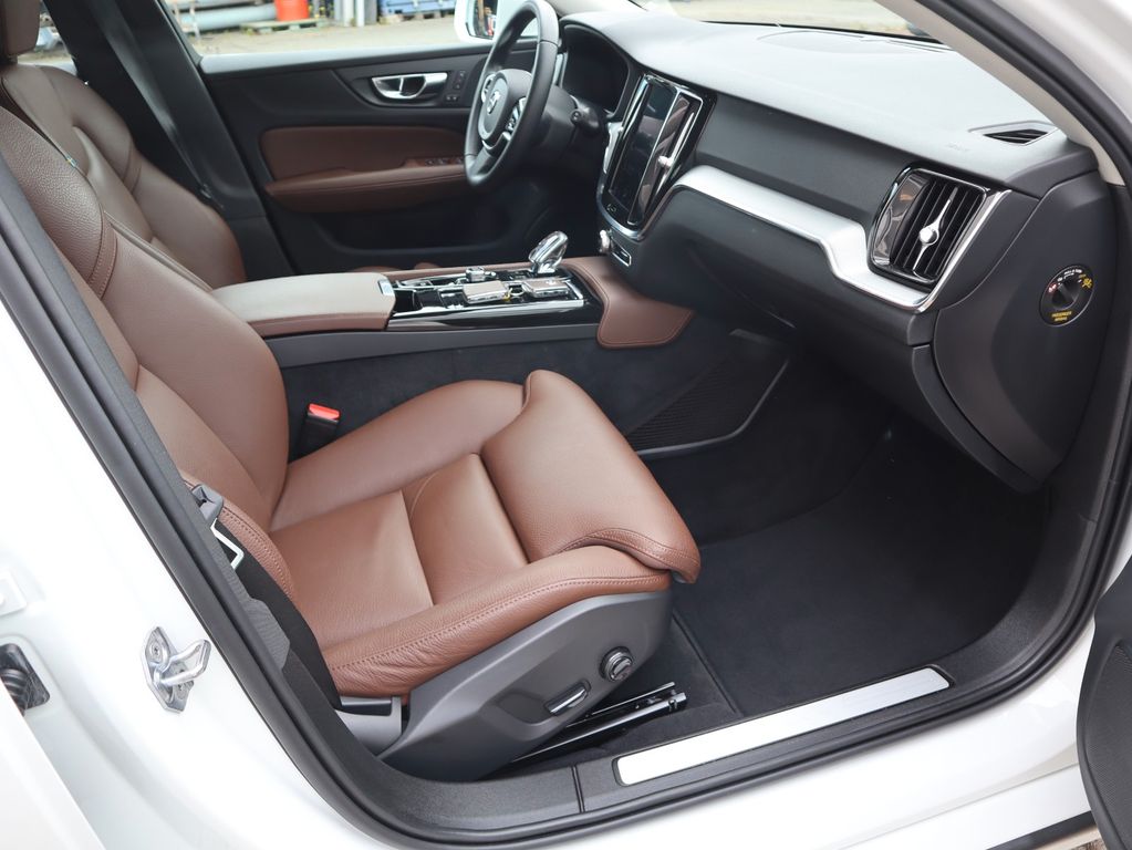 Volvo V60 2020