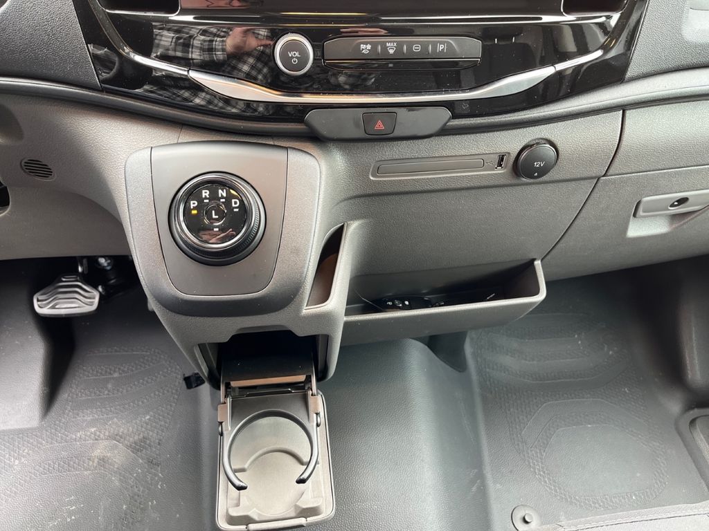 Ford Transit 2024
