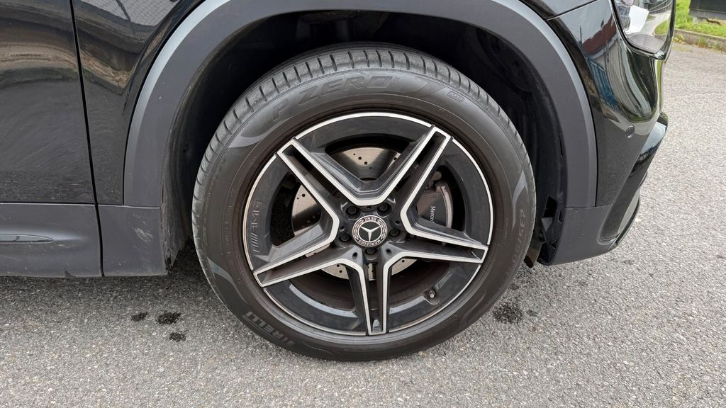 Mercedes-Benz GLB 200 2024