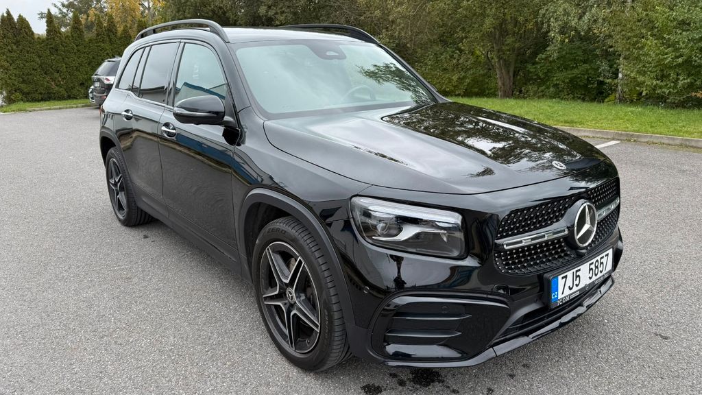 Mercedes-Benz GLB 200 2024