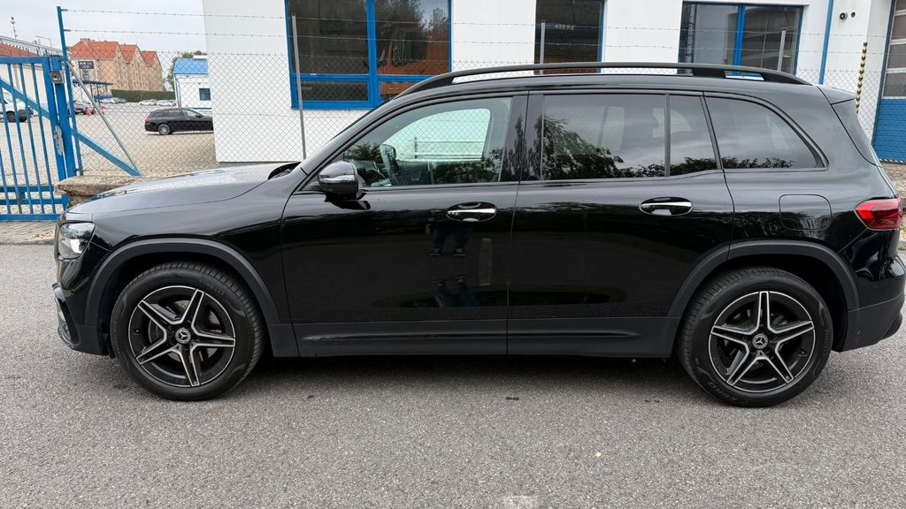 Mercedes-Benz GLB 200 2024