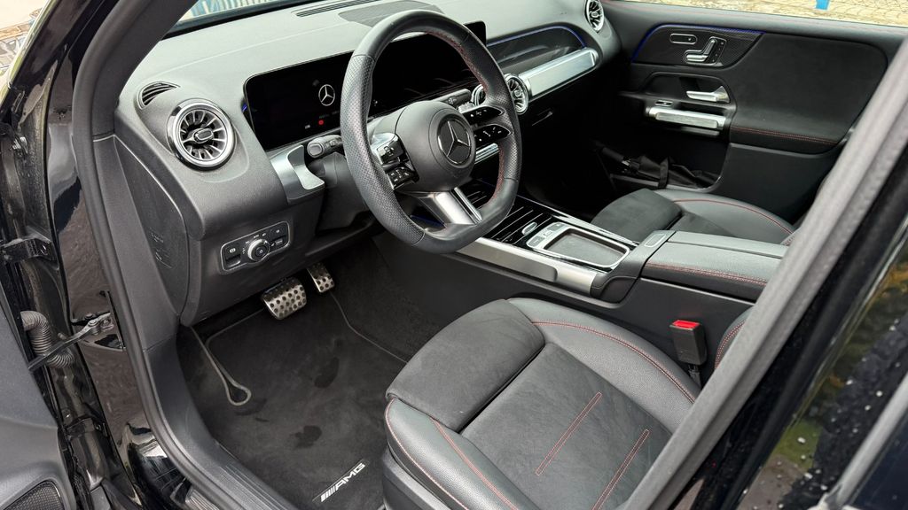 Mercedes-Benz GLB 200 2024