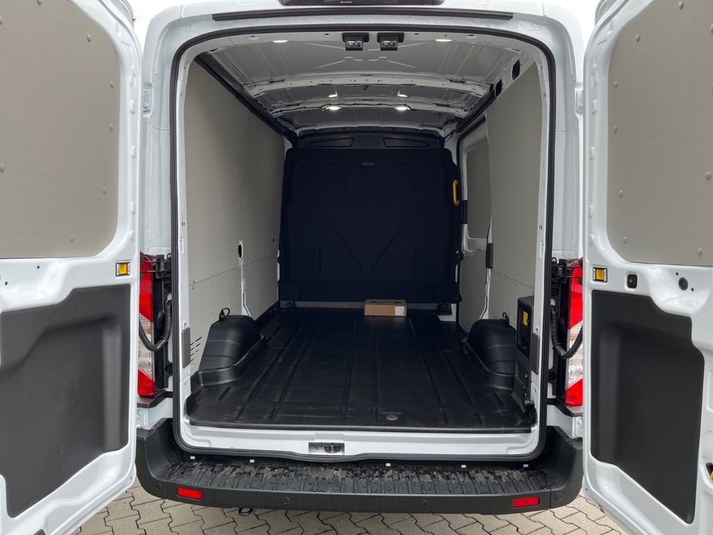 Ford Transit 2024