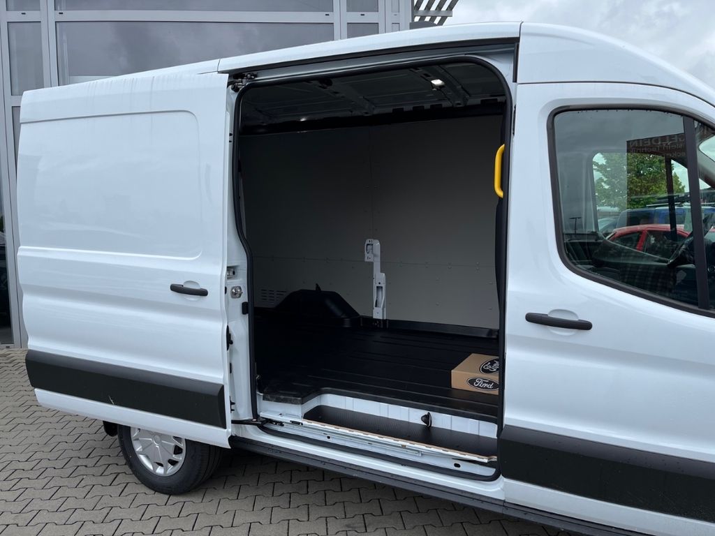 Ford Transit 2024