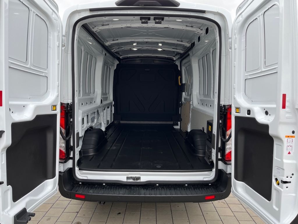 Ford Transit 2024