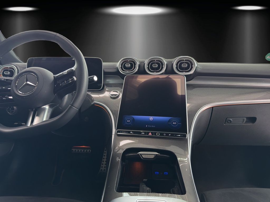 Mercedes-Benz C 300 2025