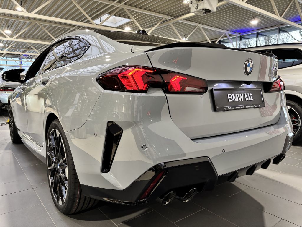 BMW M235 2025