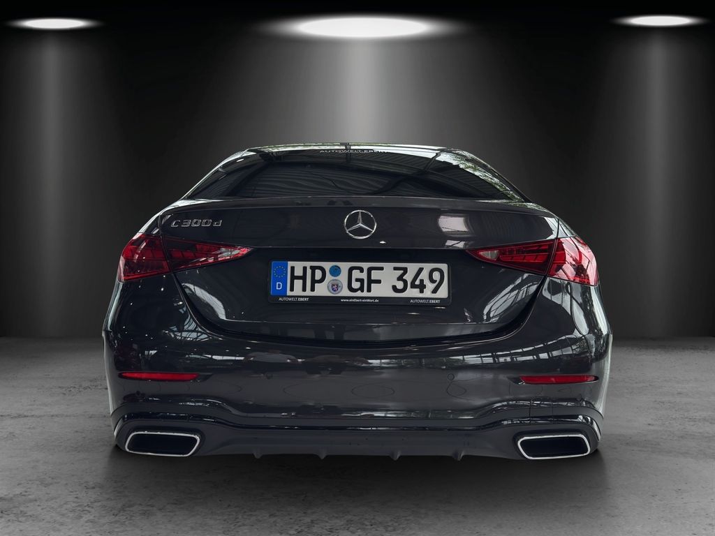 Mercedes-Benz C 300 2025