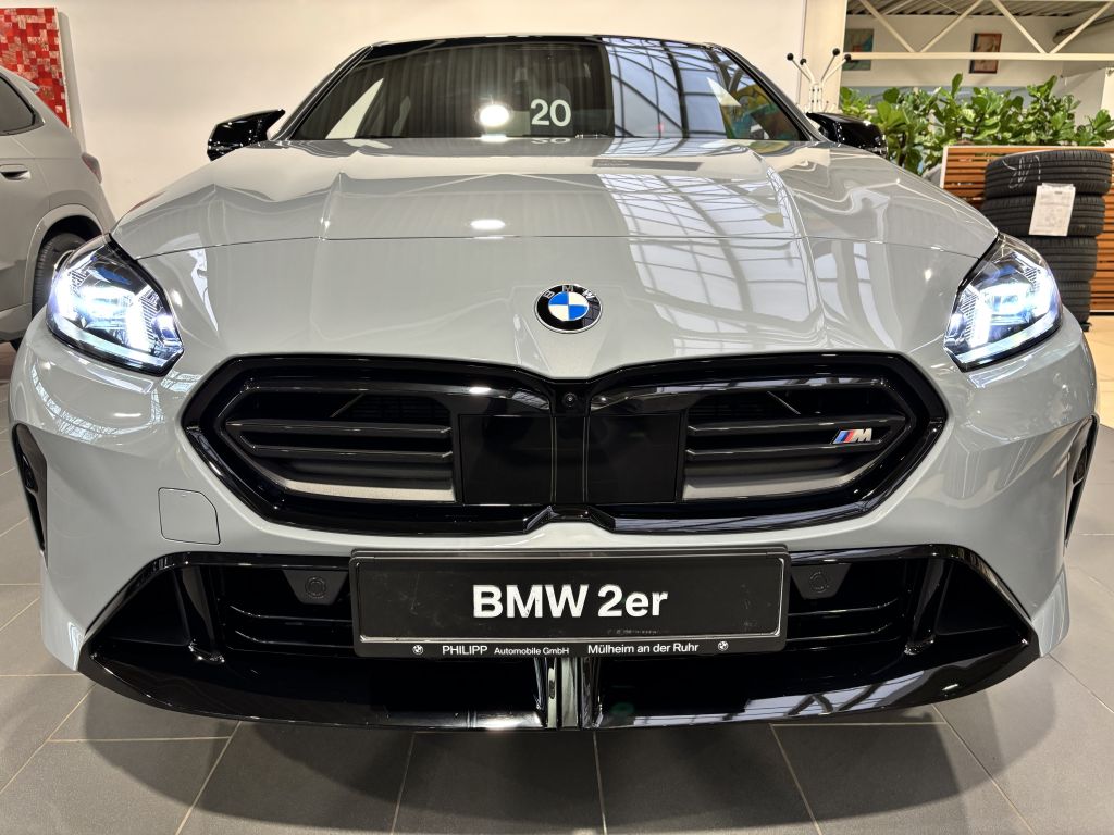 BMW M235 2025