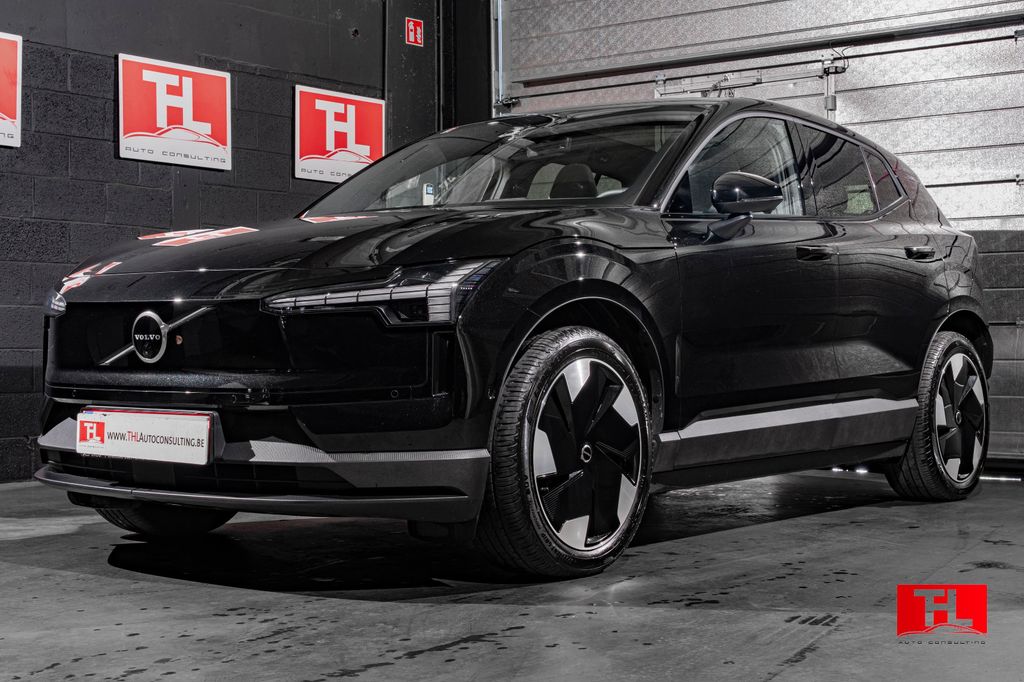 Volvo EX30 2024