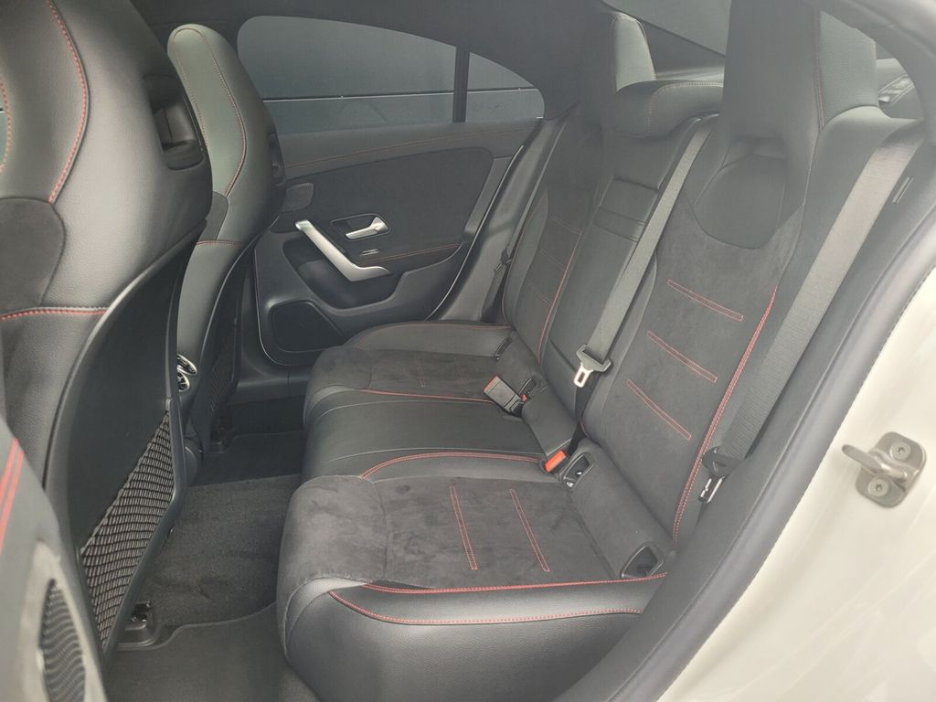 Mercedes-Benz CLA 250 2024