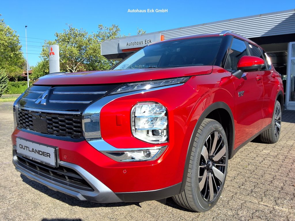 Mitsubishi Plug-in Hybrid Outlander 2025